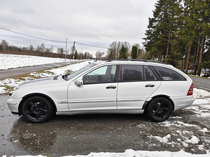 Mercedes Benz w203 2.1cdi 85kw (3 foto / 12)