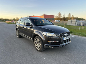 Audi Q7 3.0d (3 фото из 9)