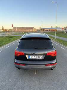 Audi Q7 3.0d (5 фото из 9)