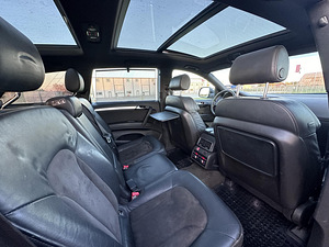 Audi Q7 3.0d (7 фото из 9)