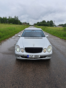Mercedes-Benz 270CDI Avantgarde (3 foto / 8)