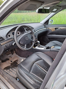 Mercedes-Benz 270CDI Avantgarde (7 foto / 8)