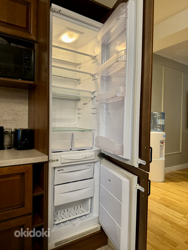 Холодильник встроенный SMEG CR330AP (фото #1)