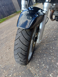 SUZUKI SV 650 (6 foto / 6)