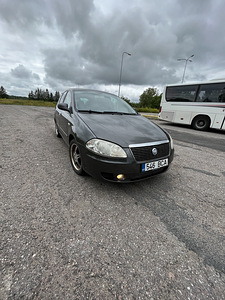 Fiat croma (2 foto / 6)