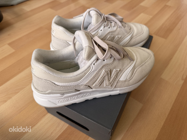 New Balance naiste tossud!