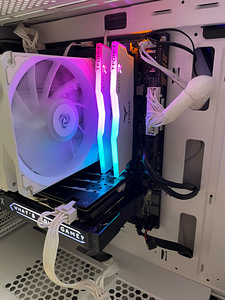 Team Group Delta R RGB DDR4 8GB 2666MHz (1tk.) (1 foto / 3)