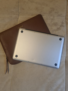MacBook Pro 13.3" / Mid 2010 (4 foto / 7)