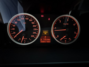 BMW 520d M47 120kW (9 фото из 15)