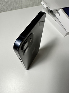 iPhone 12 64гб (2 фото из 3)