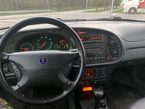 Saab 9-3 2.0 136kw (4 foto / 7)