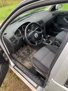 Golf 4 varuosadeks (4 foto / 4)