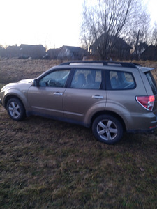 Subaru (2 фото из 7)