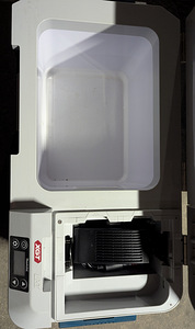 Külmik Makita cw001gz 18V/40V (7 foto / 9)
