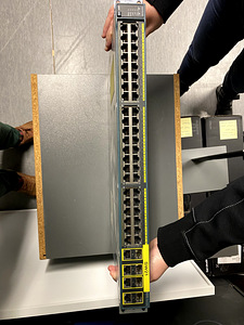 Cisco Catalyst 2960-48TC-L Switch (1 foto / 4)