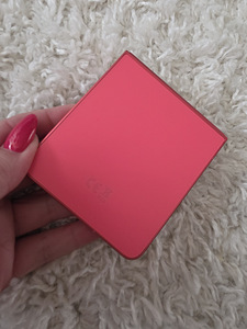 Samsung Galaxy Flip7 (8 foto / 9)