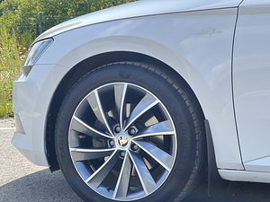 Goodyear Eagle F1 Asymmetric 3 235/45r18 (4 foto / 4)
