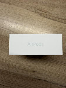 Apple AirPods 4 (2 foto / 3)