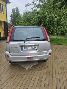 Nissan X-Trail 2007 (4 foto / 6)