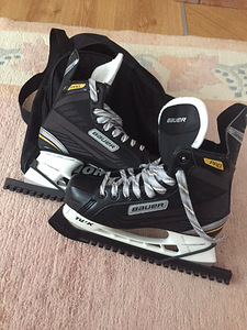 Хоккейные коньки Bauer 45 (2 фото из 4)