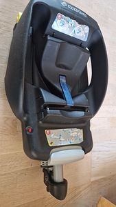 Maxi-Cosi Cabriofix + isofix alus + soojakott (4 foto / 6)
