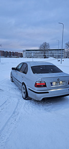 BMW 530D 142kW Manual (3 foto / 11)