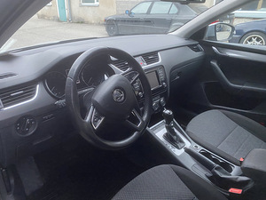 Skoda Octavia 1.6 81kw (5 foto / 6)