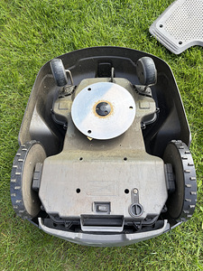 Husqvarna automower 420 robotniiduk (4 foto / 9)