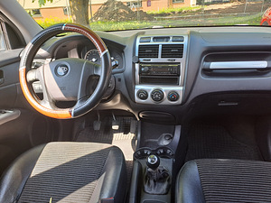 Kia Sportage 2006a (2 foto / 8)