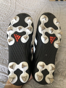 Laste jalgpalli tossud Adidas s 33 (postikulu sees!) (4 foto / 6)