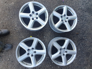 Диски литые Toyota (5 фото из 7)