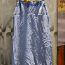 Синее с цветочным мотивом платье (фото #1)