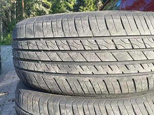Suverehvid Arivo 235/55 R19 (2 foto / 4)