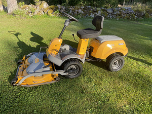 Murutraktor/raider Stiga Park Compact (5 foto / 8)