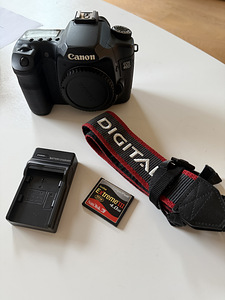 Canon 40d (3 foto / 3)