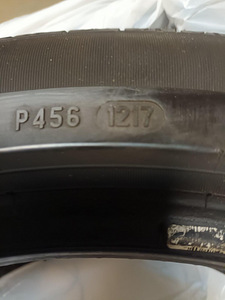 Летние шины 225/50 r18 Pirelli runflat (2 фото из 5)