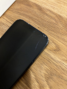 Apple iPhone 12 Valge Klaar (4 foto / 4)