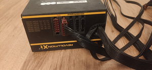 ENERMAX REVOLUTION X'T II 750W (3 foto / 3)