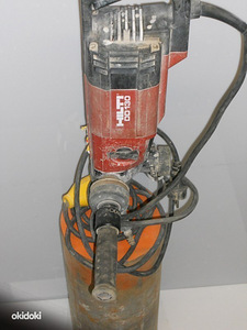 Teemantpuurmasin Hilti DD130 (3 foto / 3)