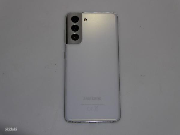 Мобильный телефон Samsung Galaxy S21 5G + Чехол (фото #5)