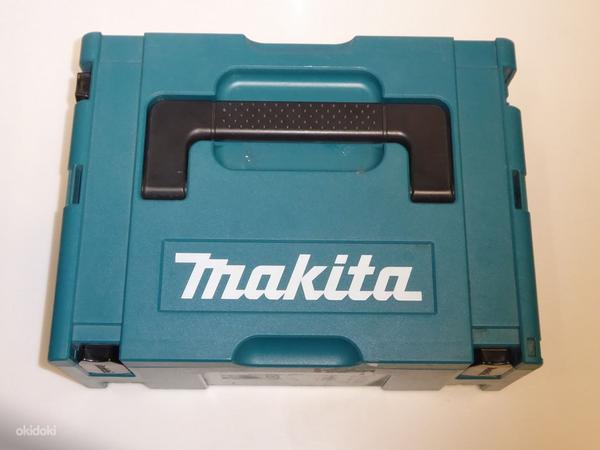 Скобозабивной пистолет Makita DST221Z + 2ah + зарядка (фото #2)