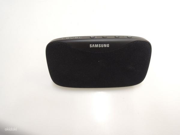 Беспроводная колонка Samsung Level Box Slim (фото #5)