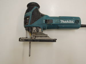 Лобзик Makita 4351FCT (3 фото из 6)