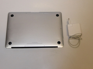 Sulearvuti Apple MacBook Air A1465 + laadija (4 foto / 6)