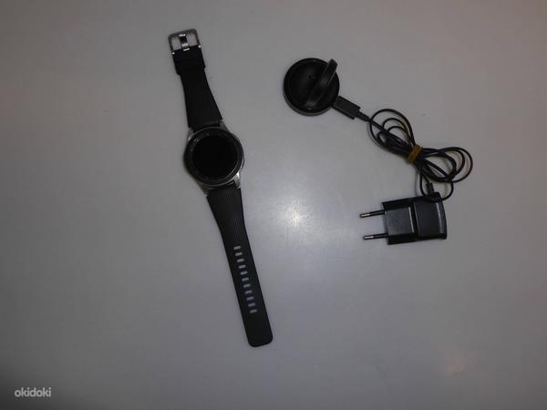 Смарт-часы Samsung Galaxy Watch + Зарядка (фото #2)