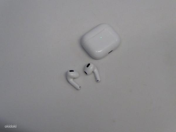 Беспроводные наушники Apple AirPods 3 (фото #3)