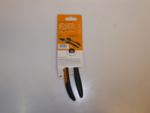 Oksakäärid Fiskars Solid M P321 (3 foto / 4)