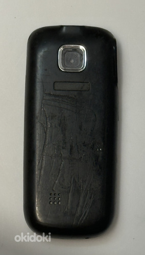 Телефон Nokia 2330 classic (фото #4)
