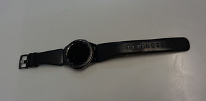 Nutikell Samsung Gear S3 Frontier + Laadija (6 foto / 9)