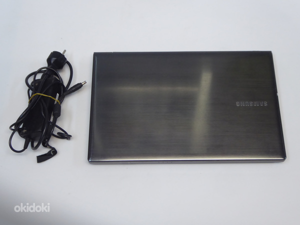Ноутбук Samsung 550P + зарядка (фото #2)
